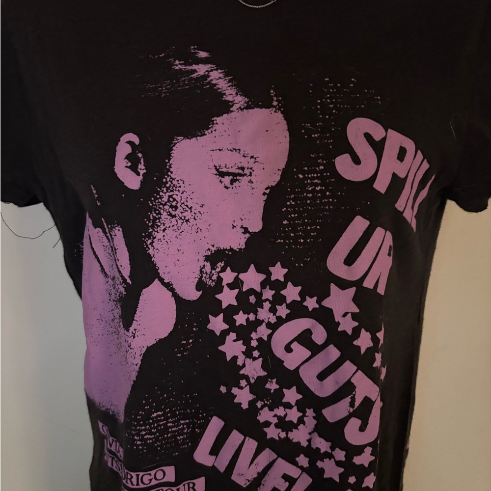 Concert Tee Merch - Guts Tour 100 % cotton